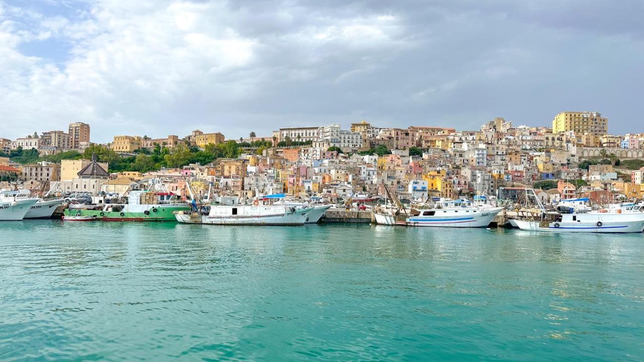 La Casa Del Pescatore Шакка Экстерьер фото